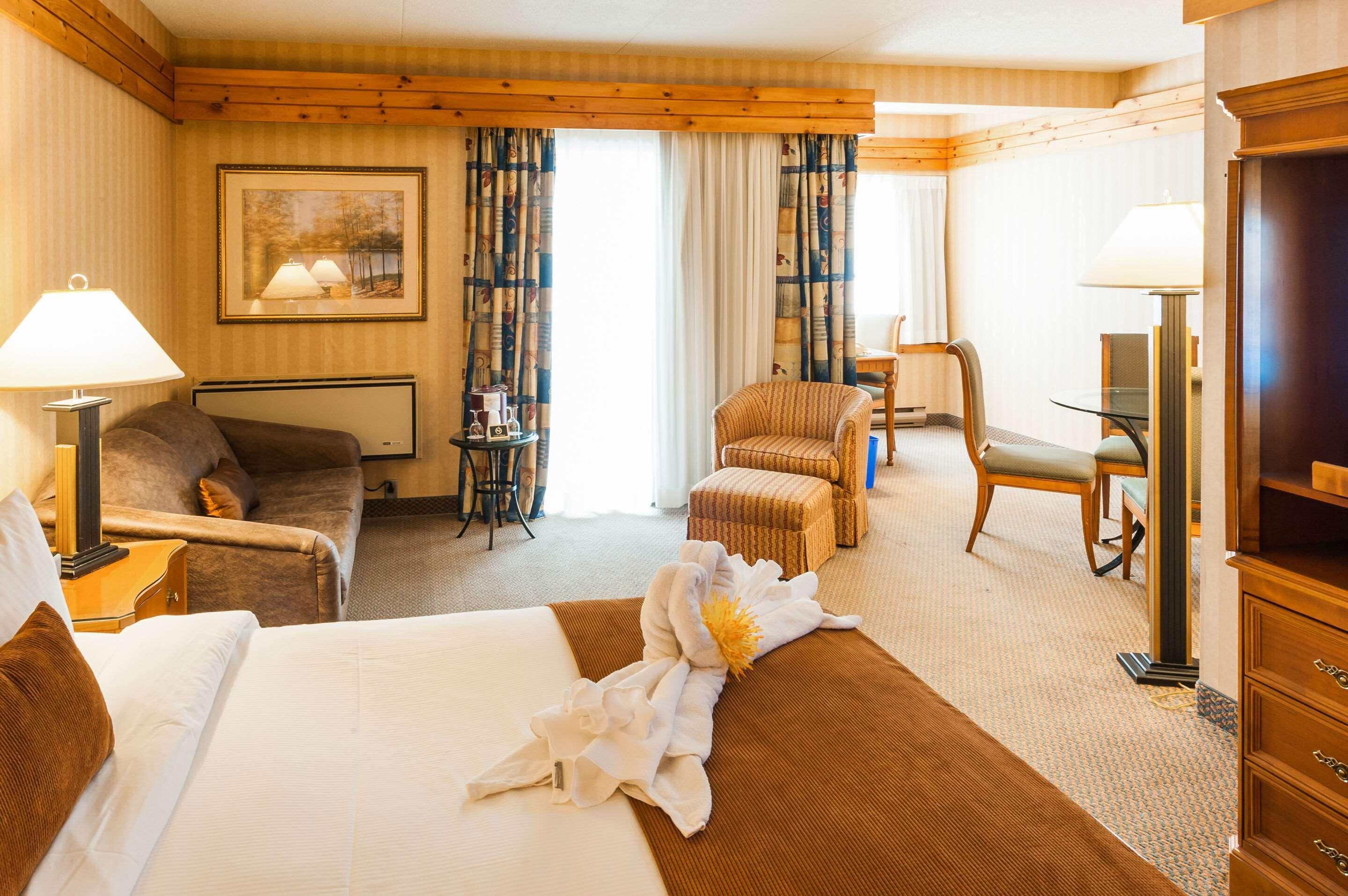 Pinestone Resort, Conference Centre, Spa & Golf Course Haliburton Kültér fotó